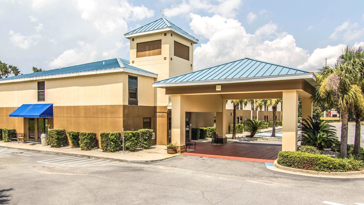 Photo of Outdoor in Darien