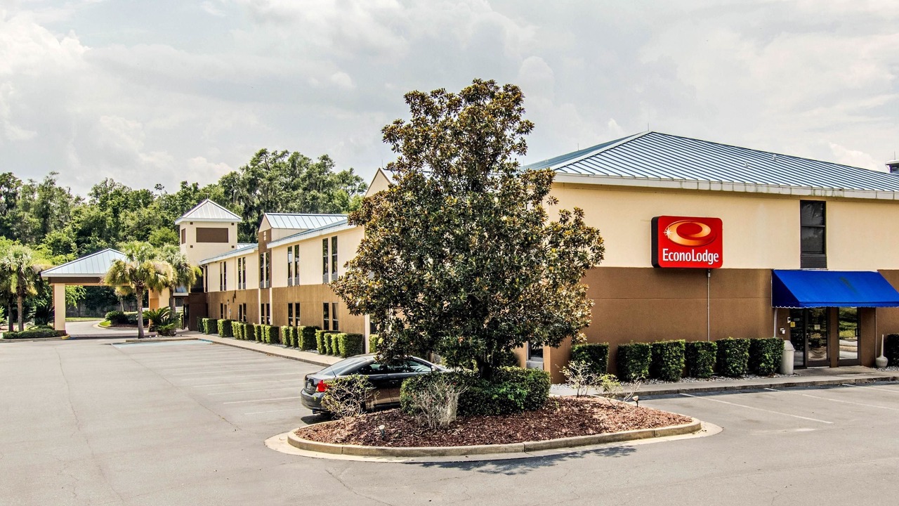 Photo of Outdoor in Darien