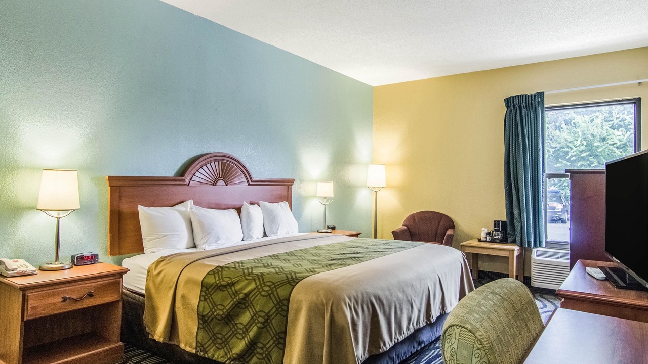 Photo of Bedroom in Darien