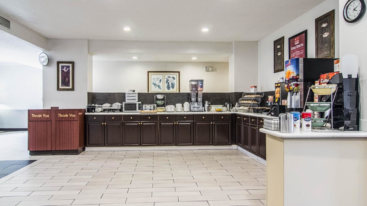 Photo of Others in Darien