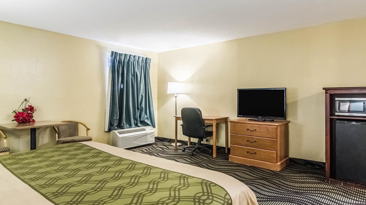 Photo of Others in Darien