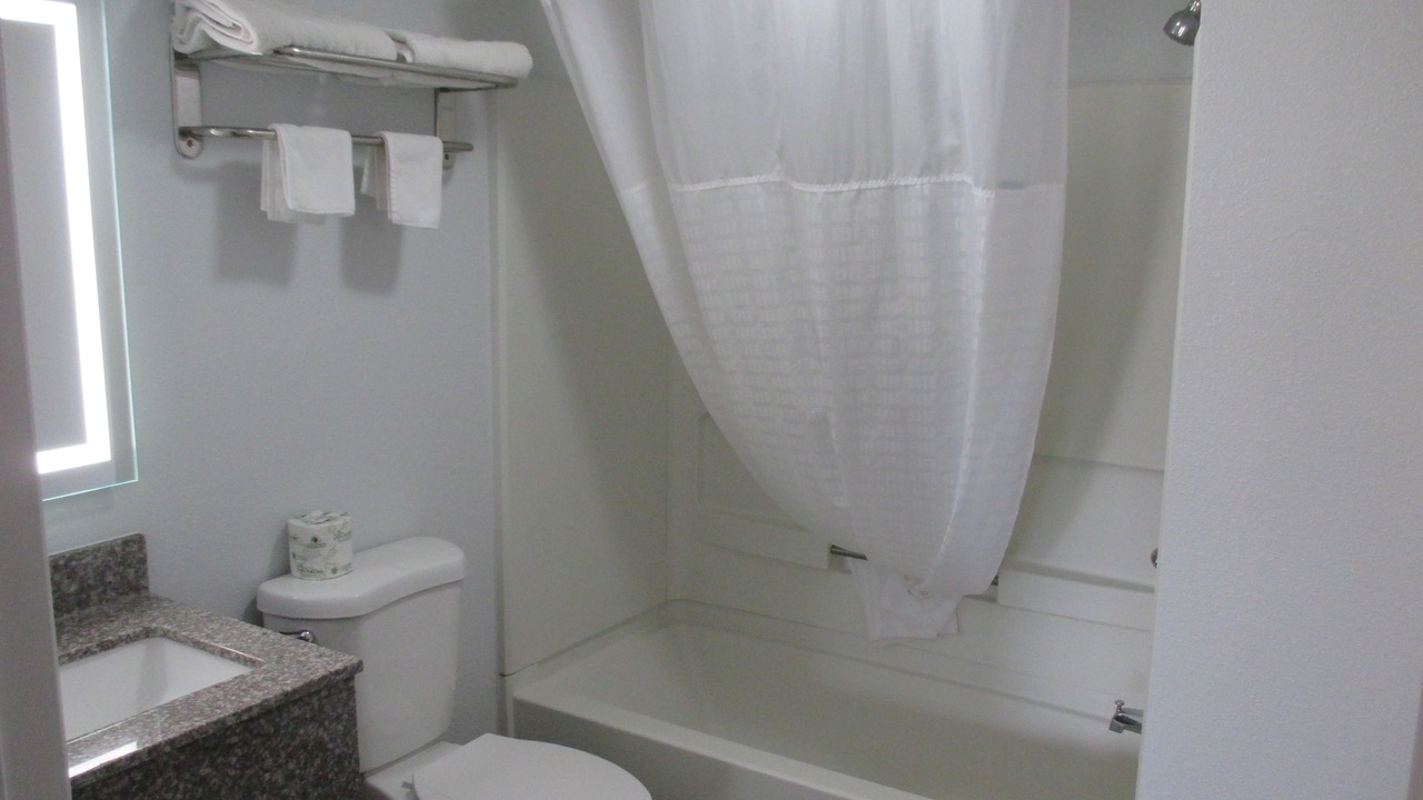 Photo of Bathroom in Williamstown