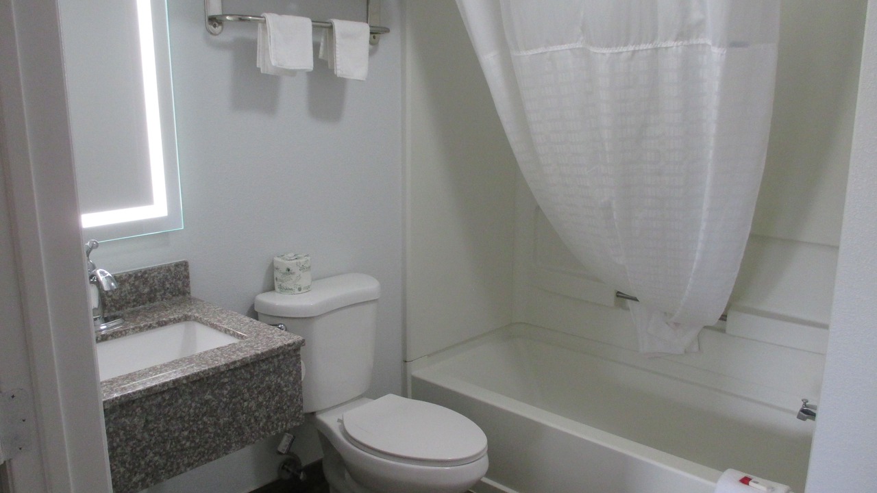 Photo of Bathroom in Williamstown