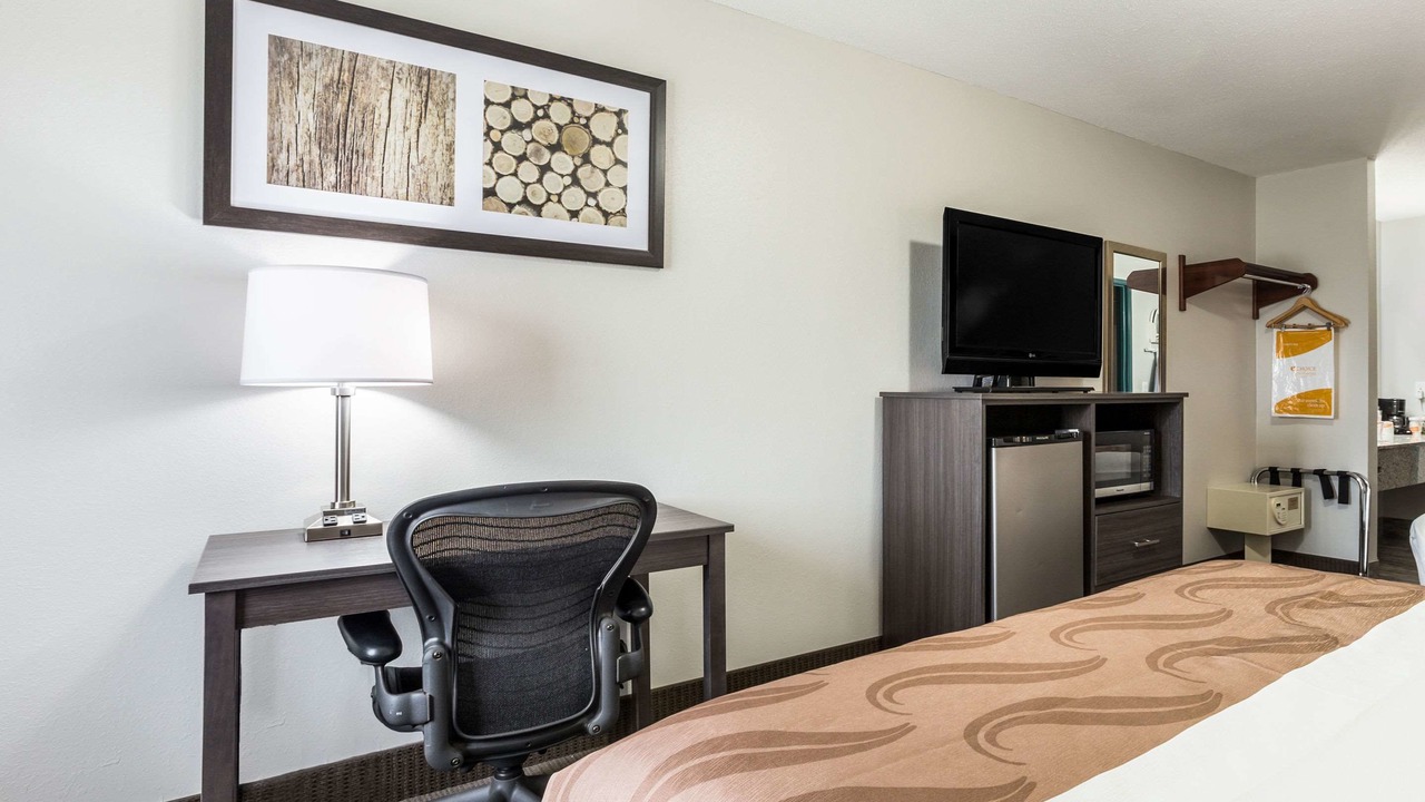 Photo of Bedroom in Clare