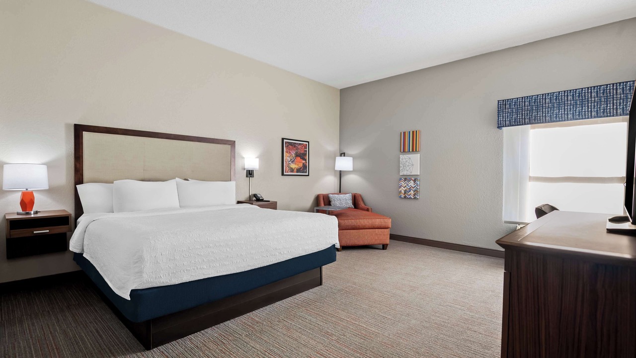 Photo of Bedroom in Plantation Estates