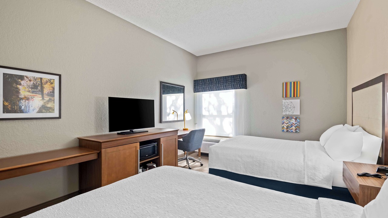 Photo of Bedroom in Plantation Estates