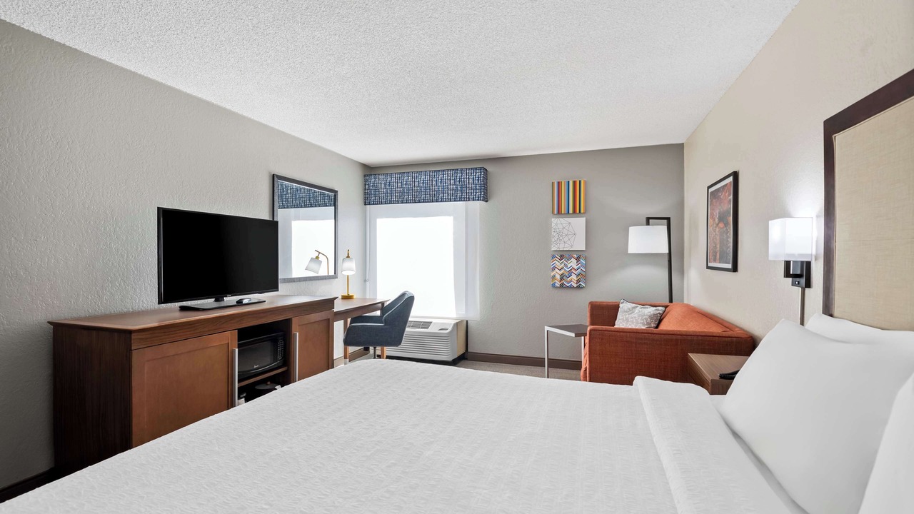 Photo of Bedroom in Plantation Estates