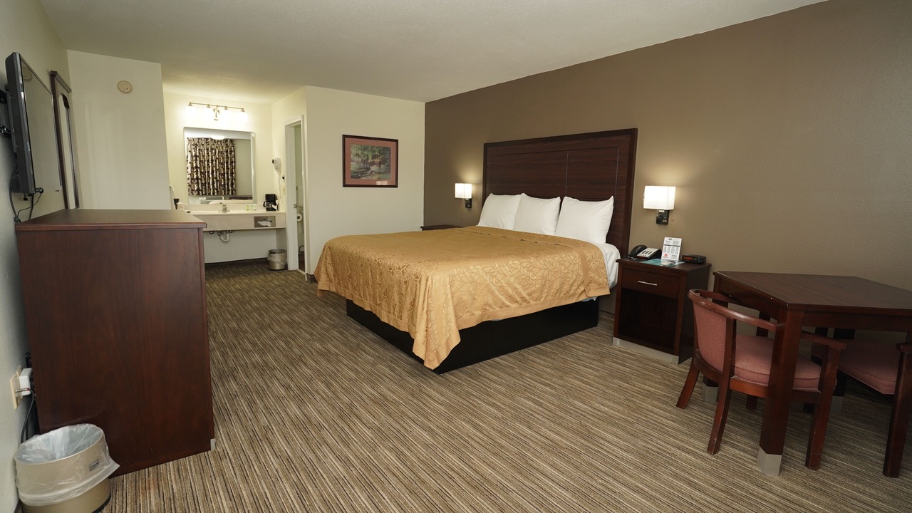 Photo of Bedroom in Fredericktown