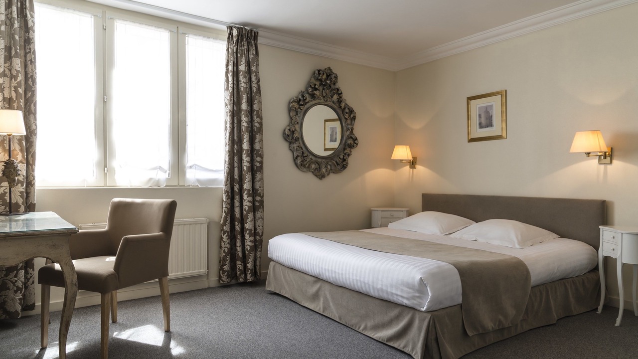 Photo of Others in Arras