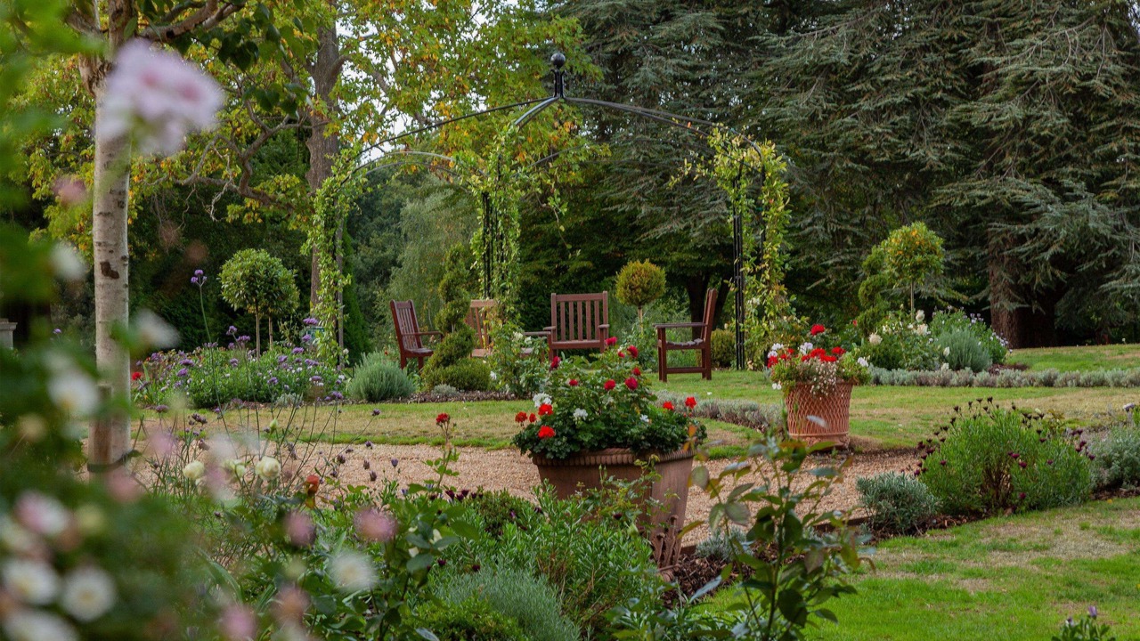 Photo of Outdoor in Weybridge