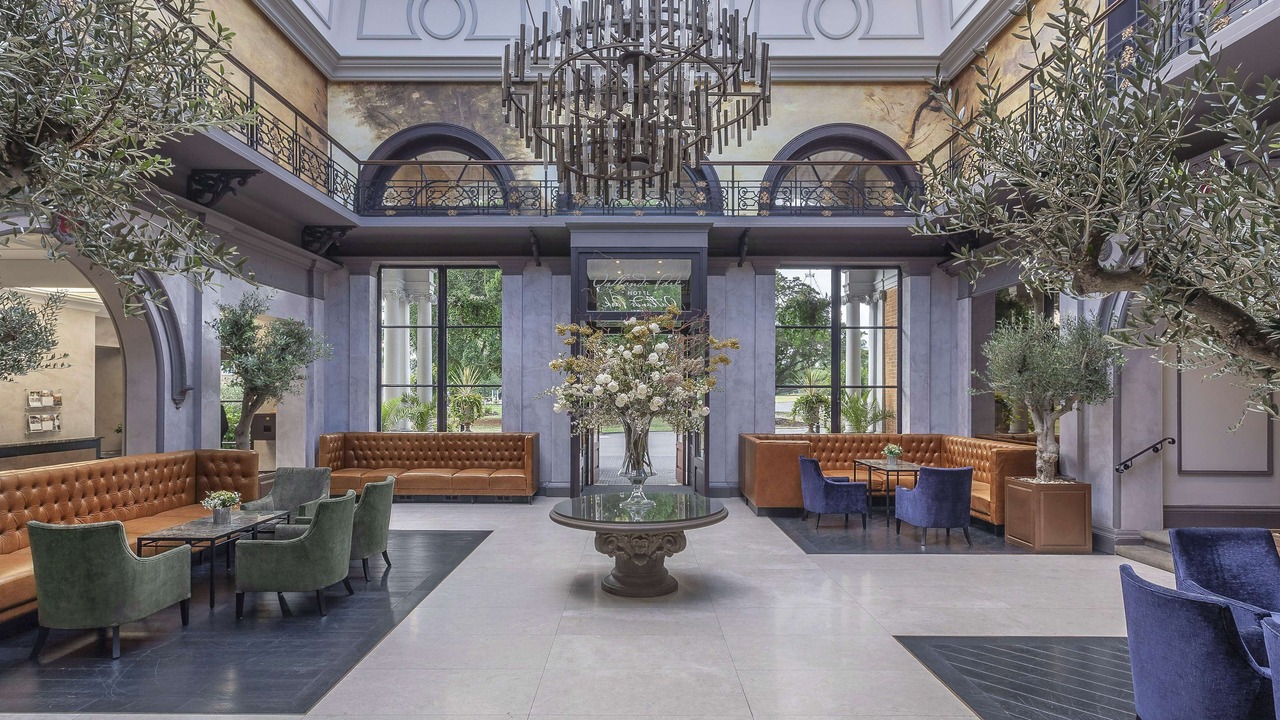 Photo of Buildings in Weybridge