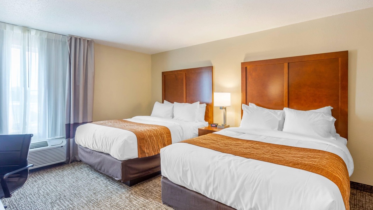 Photo of Bedroom in DeKalb