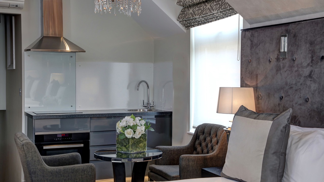 Photo of Others in Chiswick