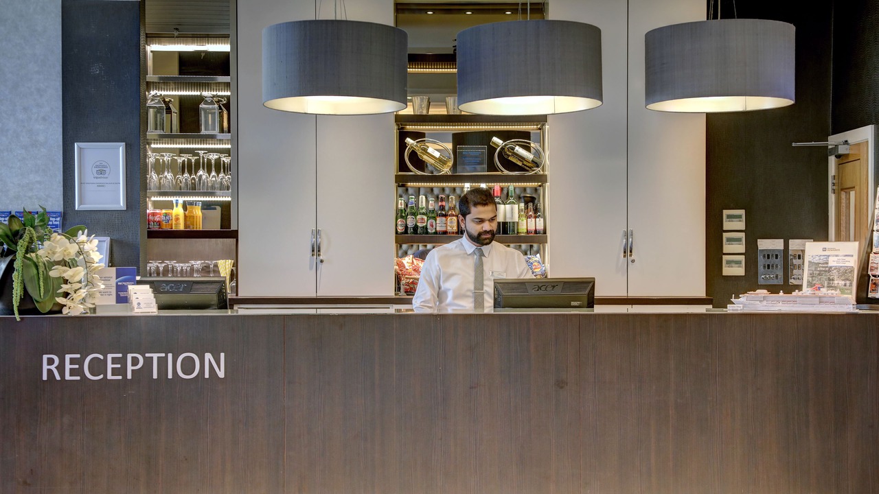 Photo of Others in Chiswick