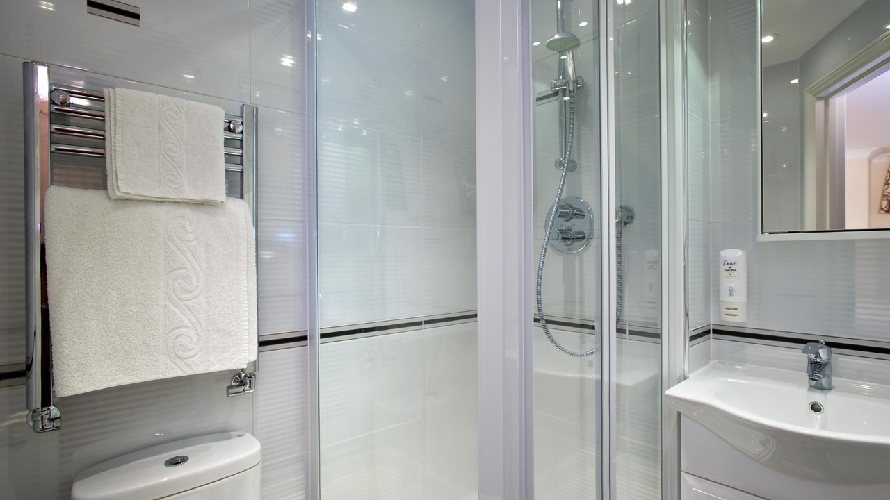 Photo of Others in Chiswick