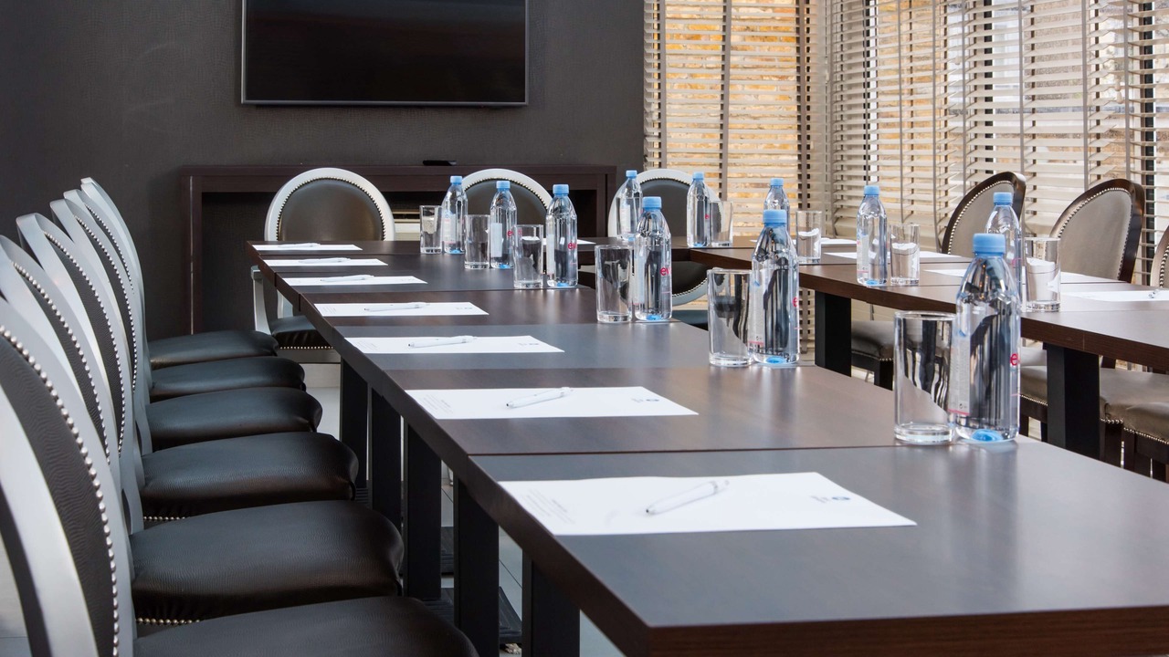 Photo of Others in Chiswick