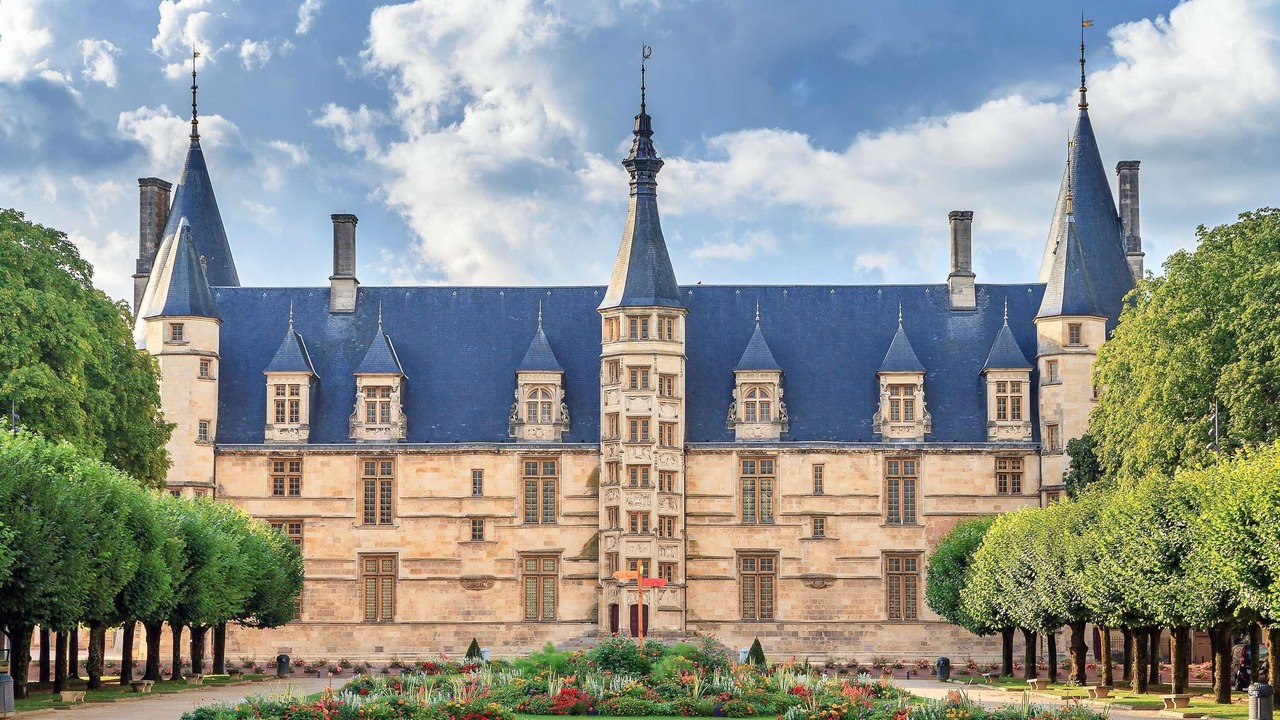 Photo of Others in Nevers