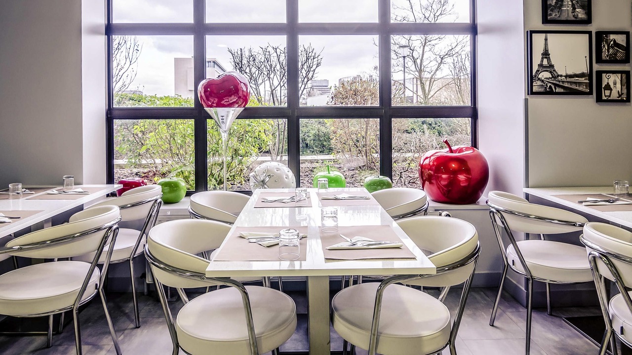 Photo of Others in Cergy