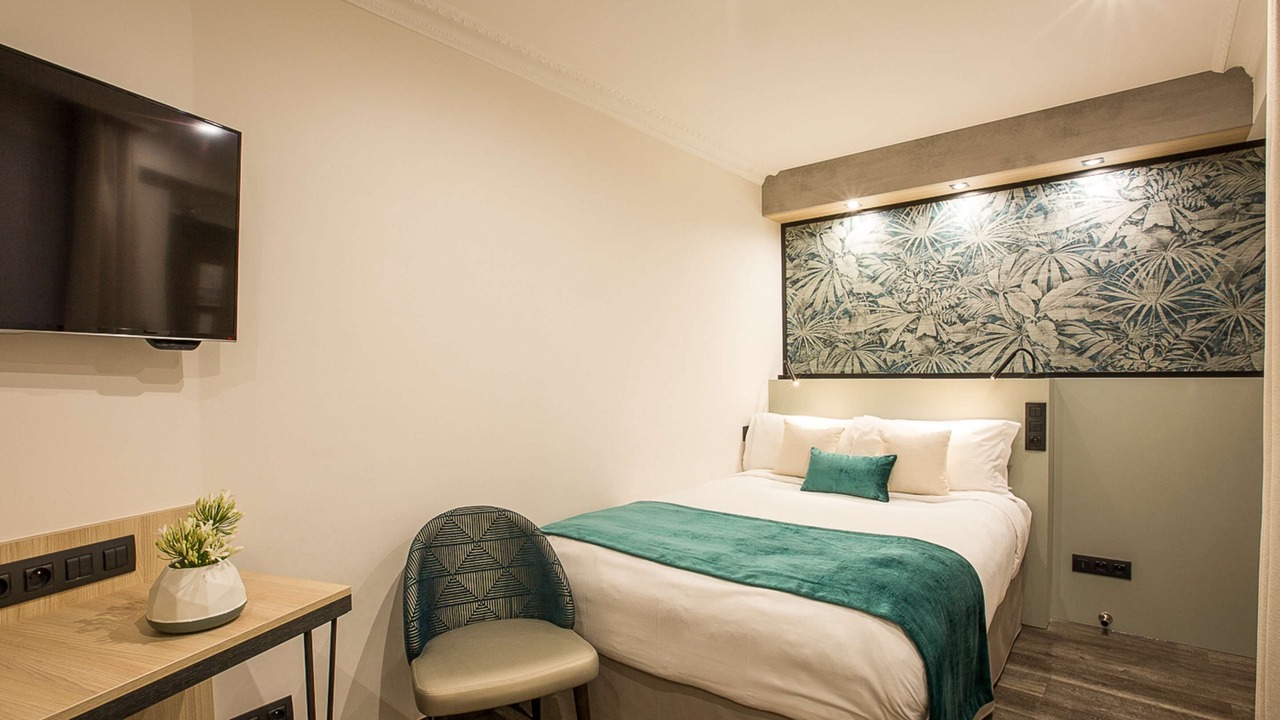 Photo of Bedroom in Batignolles