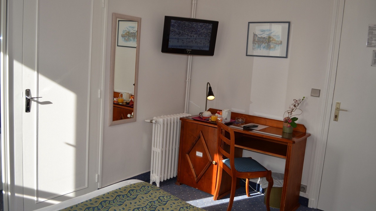 Photo of Bedroom in Deauville City Centre