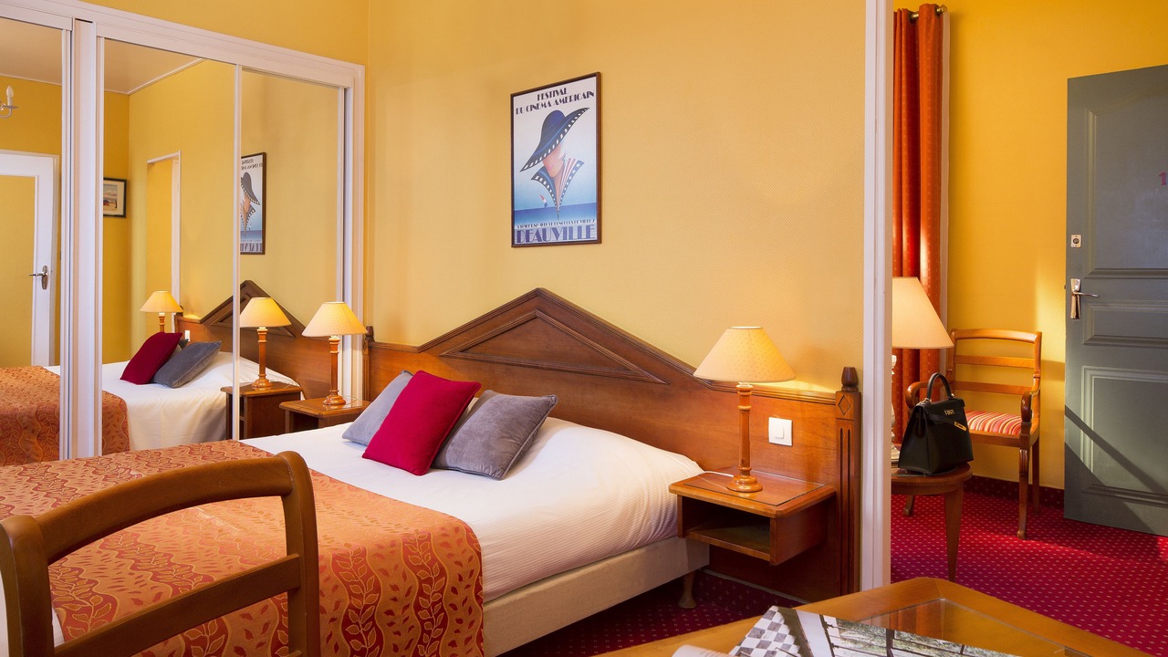 Photo of Bedroom in Deauville City Centre