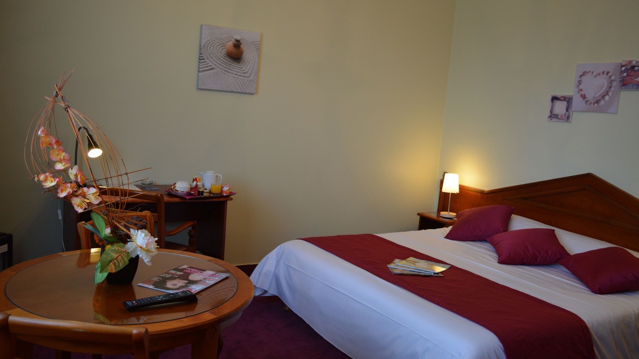 Photo of Bedroom in Deauville City Centre