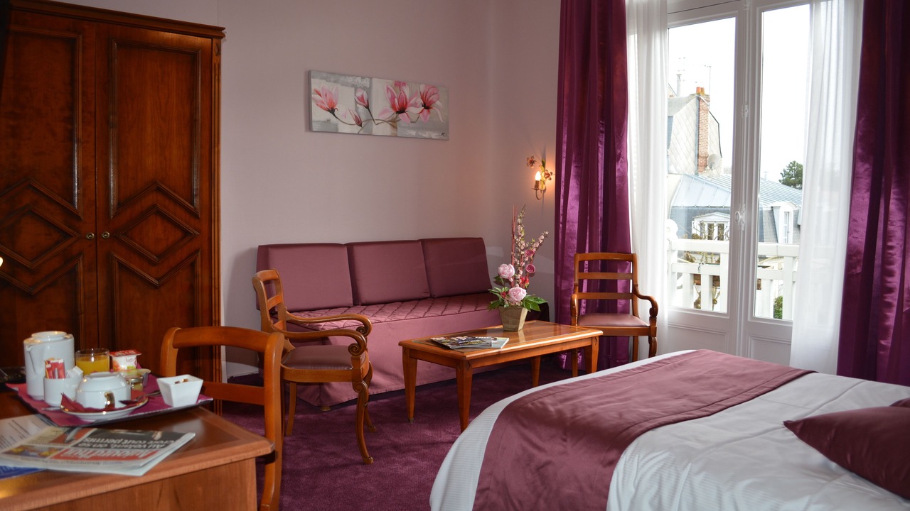 Photo of Bedroom in Deauville City Centre