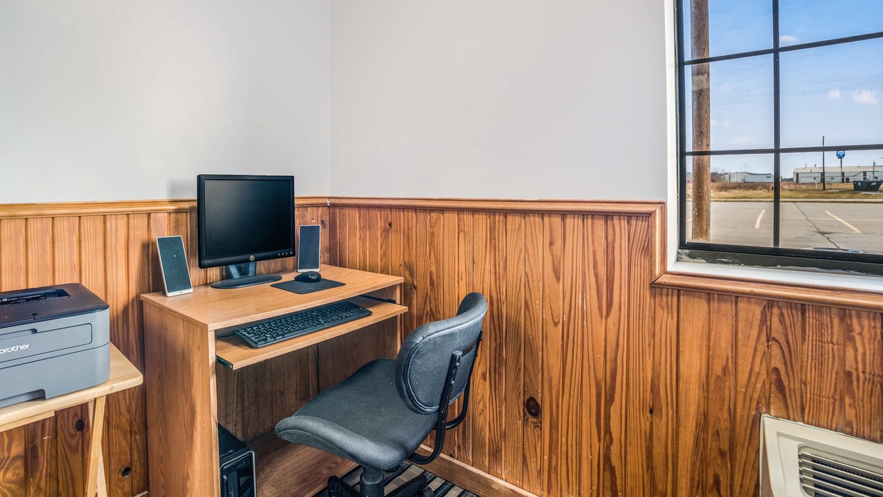 Photo of Others in New Florence