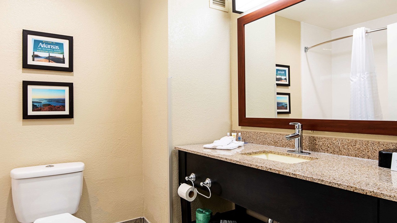 Photo of Bathroom in Pine Bluff