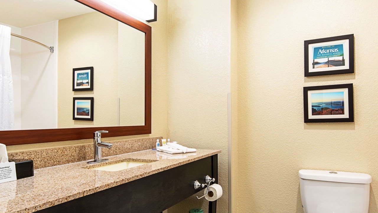 Photo of Bathroom in Pine Bluff