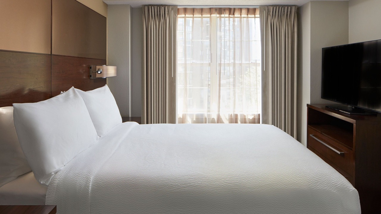 Photo of Bedroom in Rosslyn