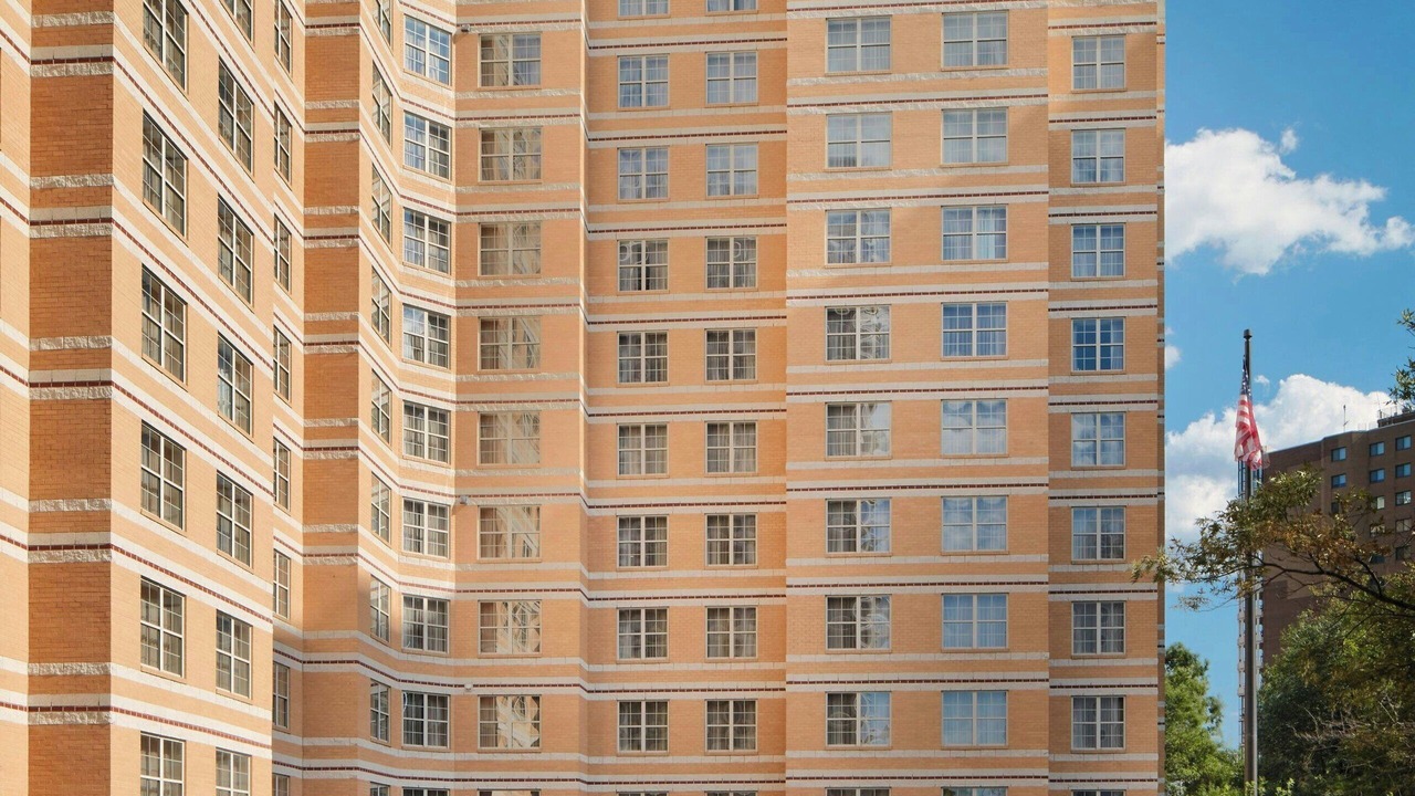 Photo of Others in Rosslyn