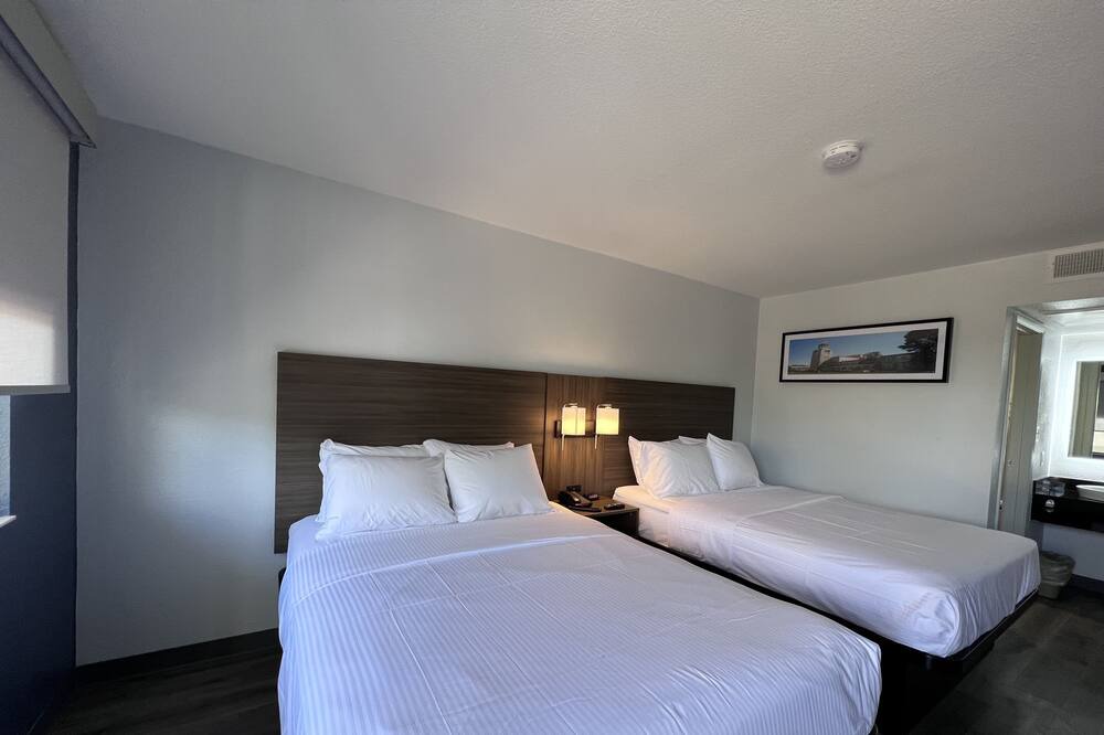 Photo of Bedroom in Southside