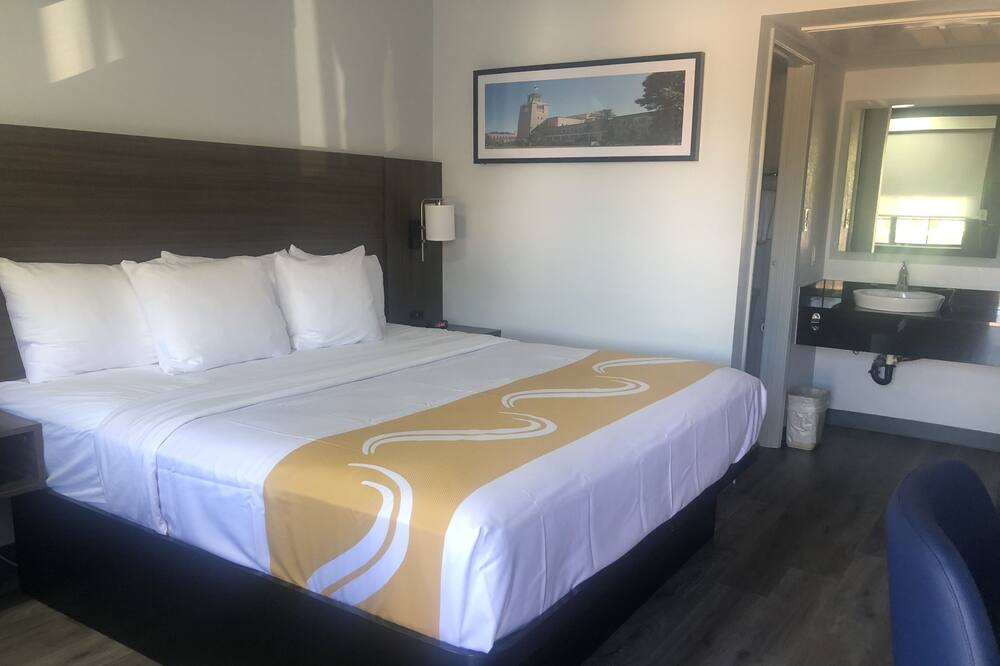 Photo of Bedroom in Southside