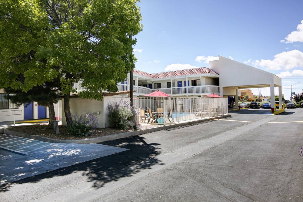 Photo of Outdoor in Southside