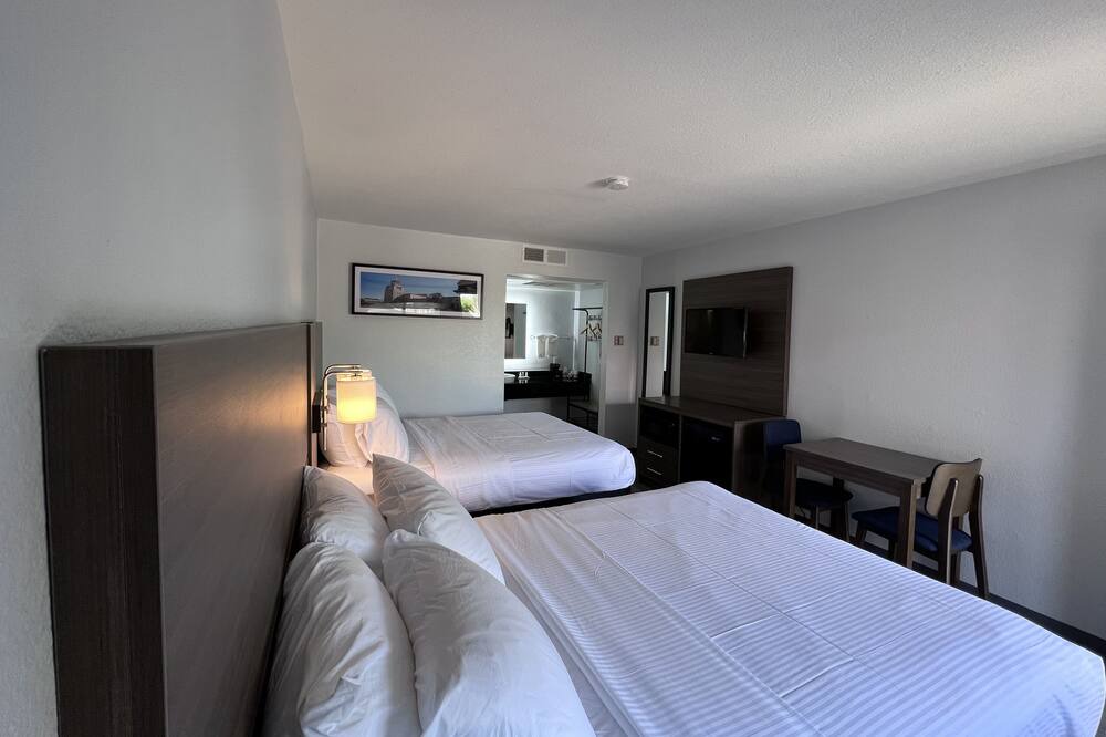 Photo of Bedroom in Southside