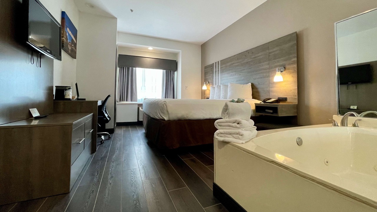 Photo of Bedroom in Roanoke