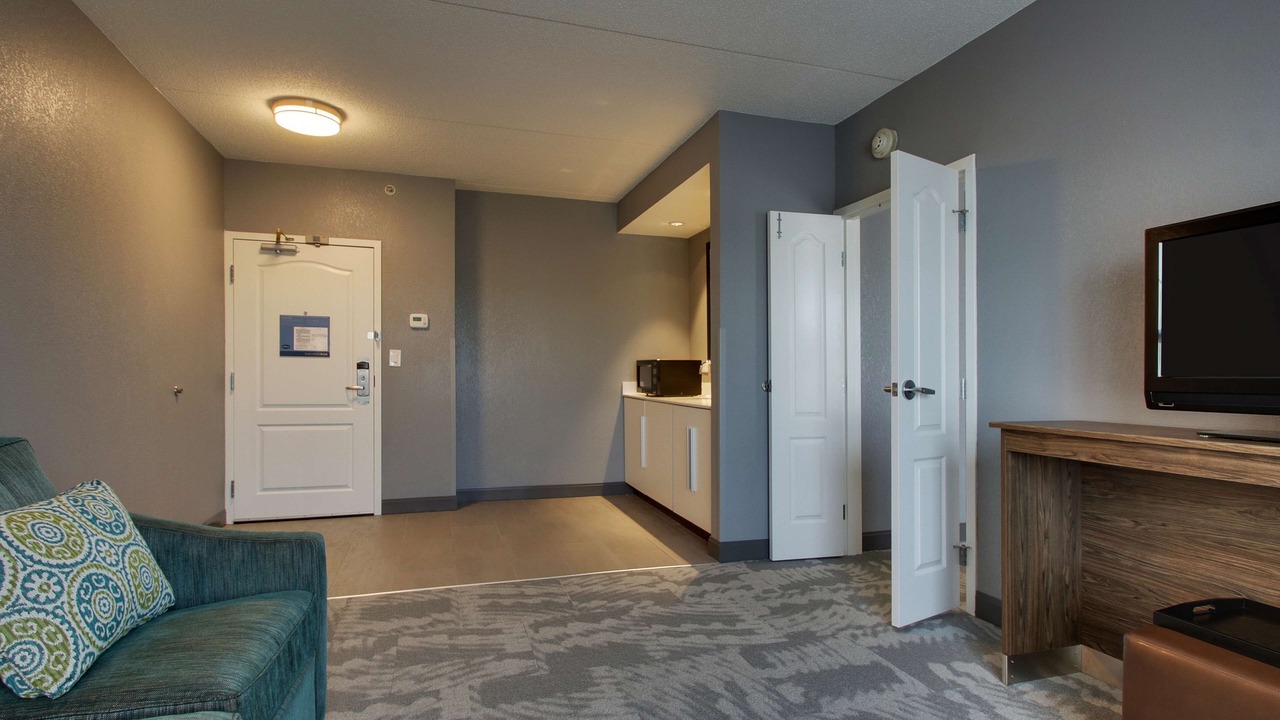 Photo of Others in Aurora