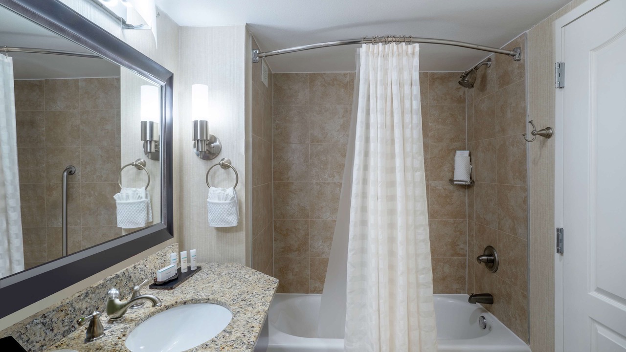 Photo of Bathroom in Music Row