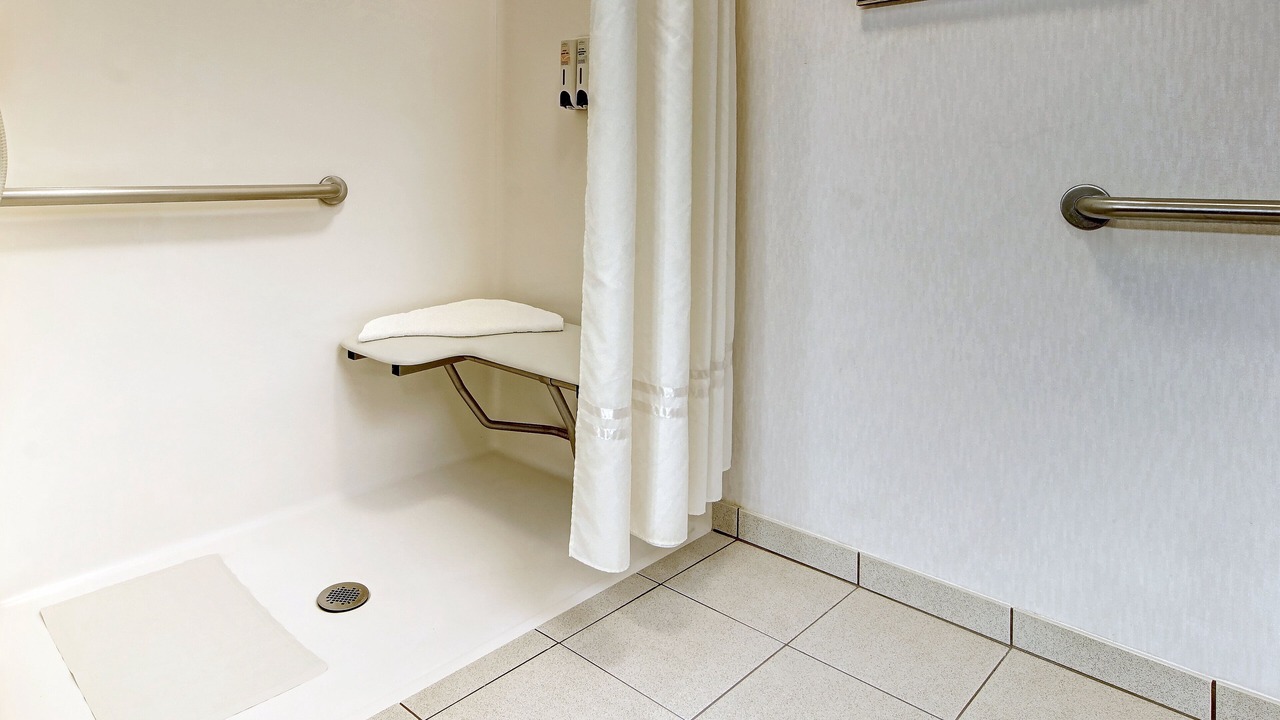 Photo of Others in Albany