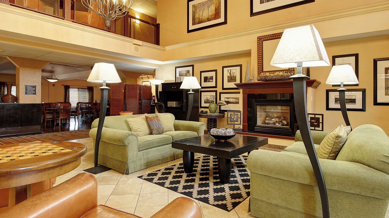 Photo of Others in Albany