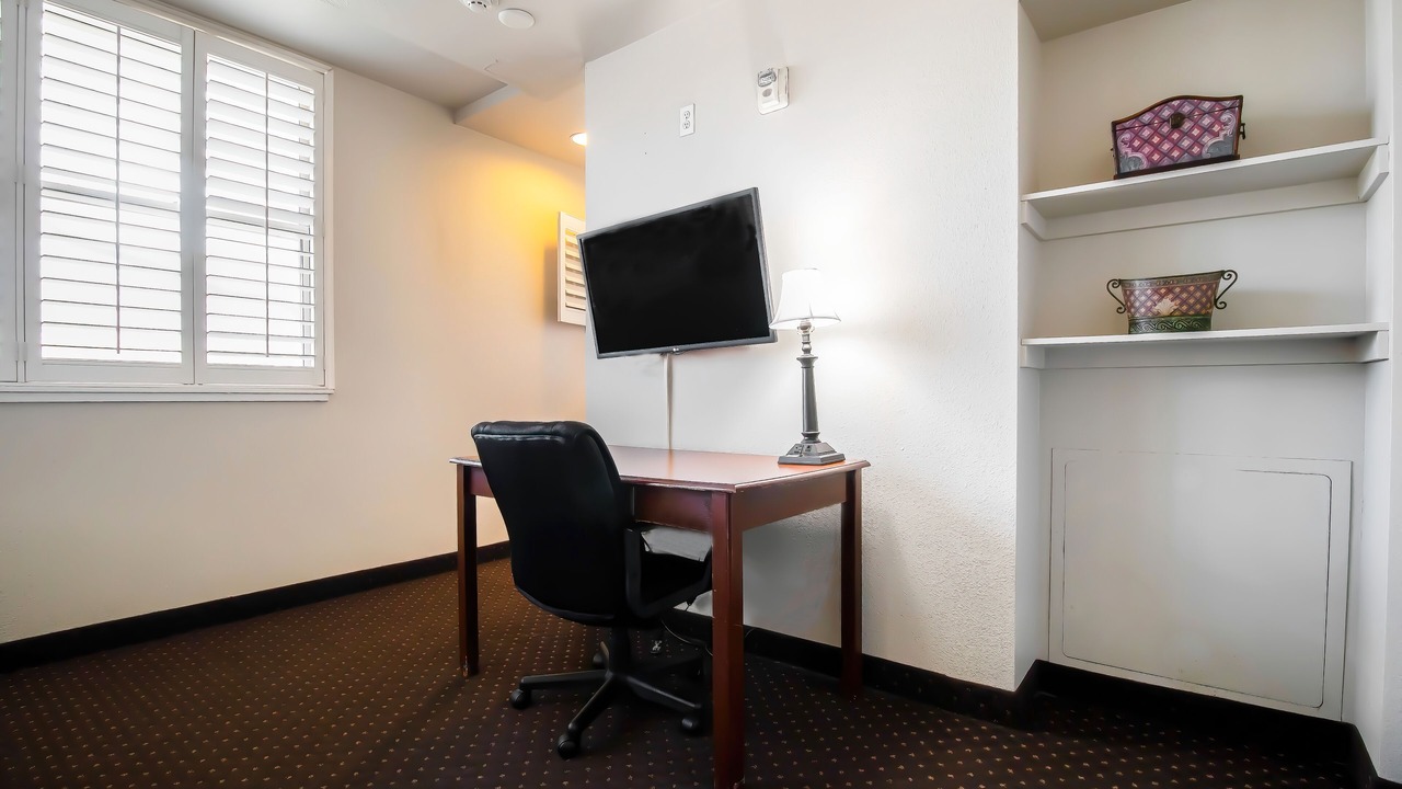 Photo of Bedroom in McClellan