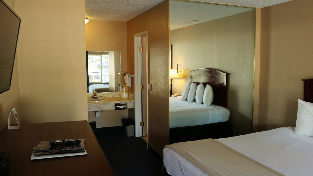 Photo of Bedroom in Lakeside Park