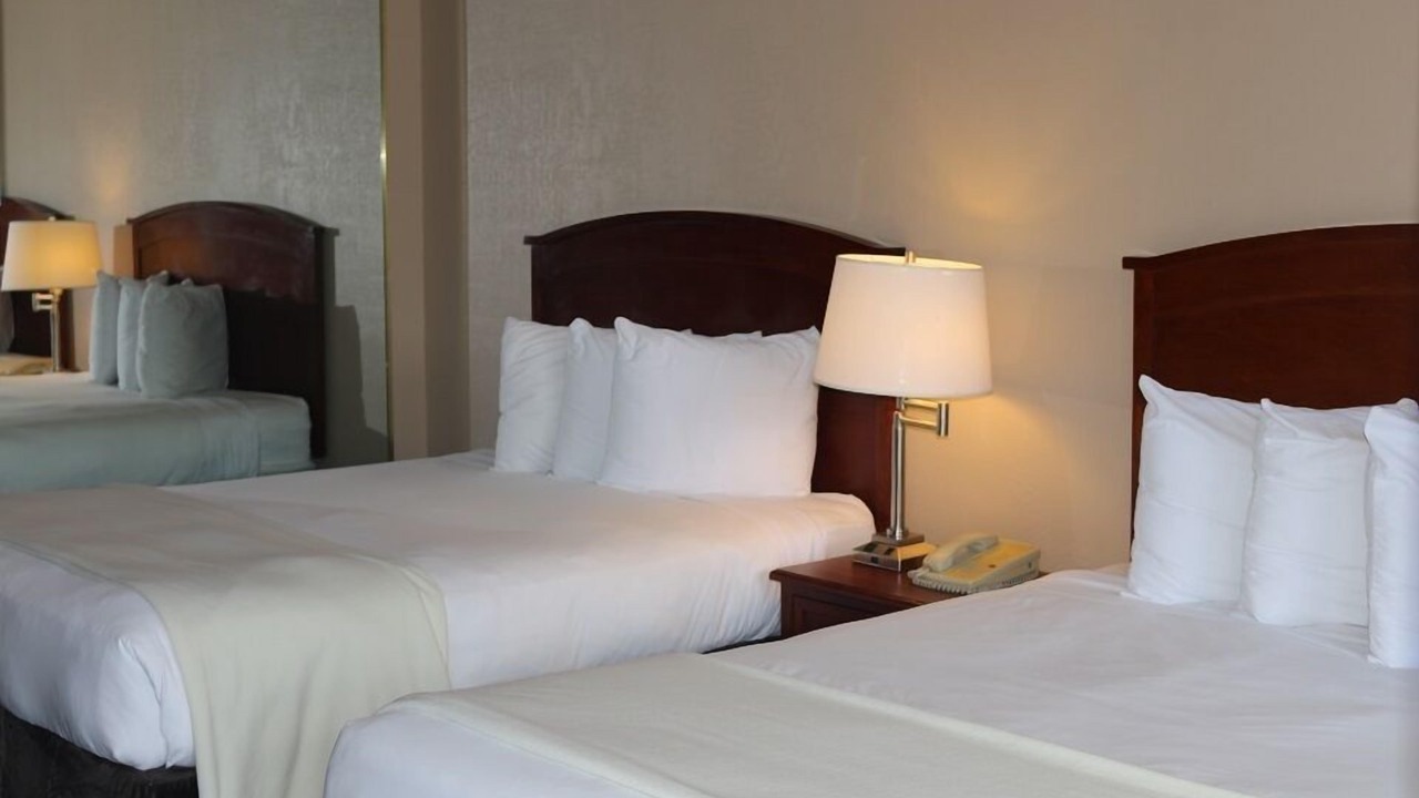 Photo of Bedroom in Lakeside Park