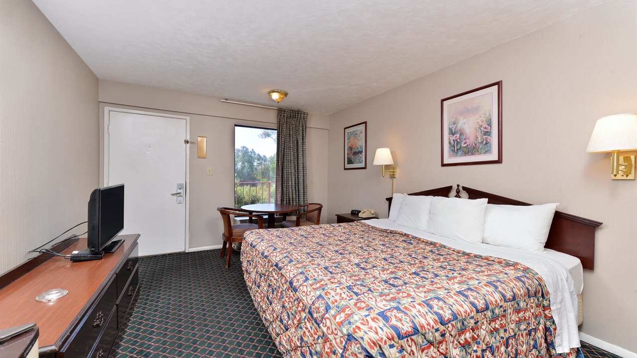 Photo of Bedroom in Gracewood