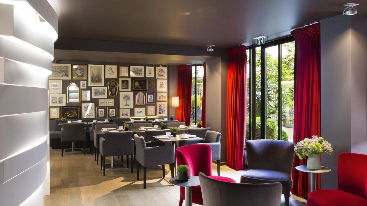 Photo of Others in Palais-Royal