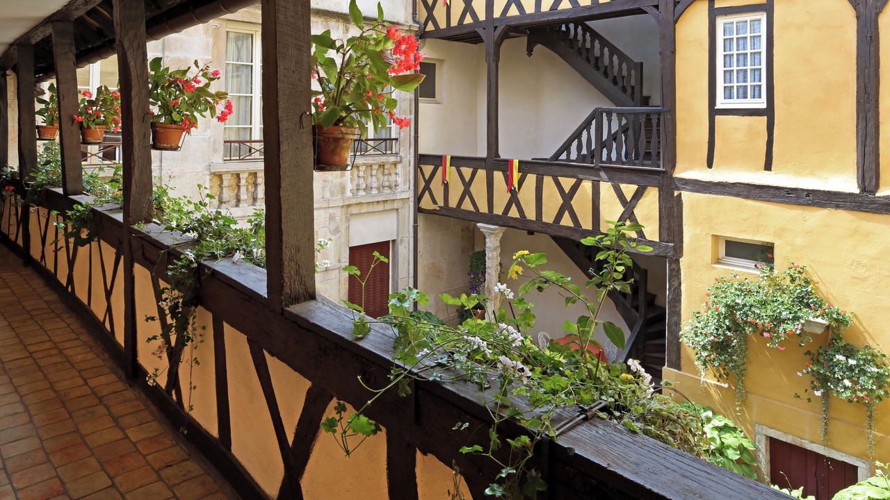 Photo of Outdoor in Beaune City Centre