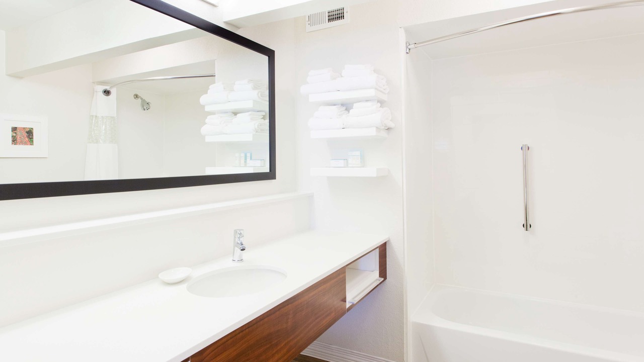 Photo of Bathroom in Bowdon Junction