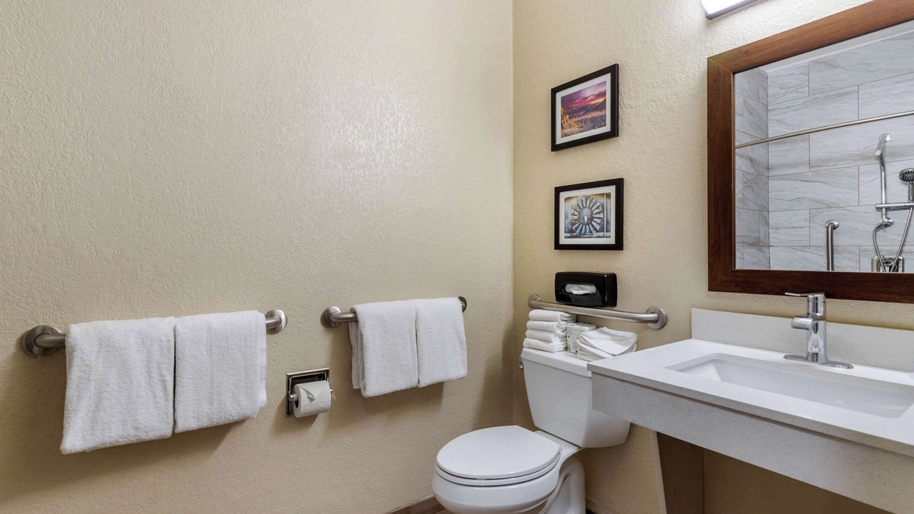 Photo of Bedroom in North San Antonio - SAT