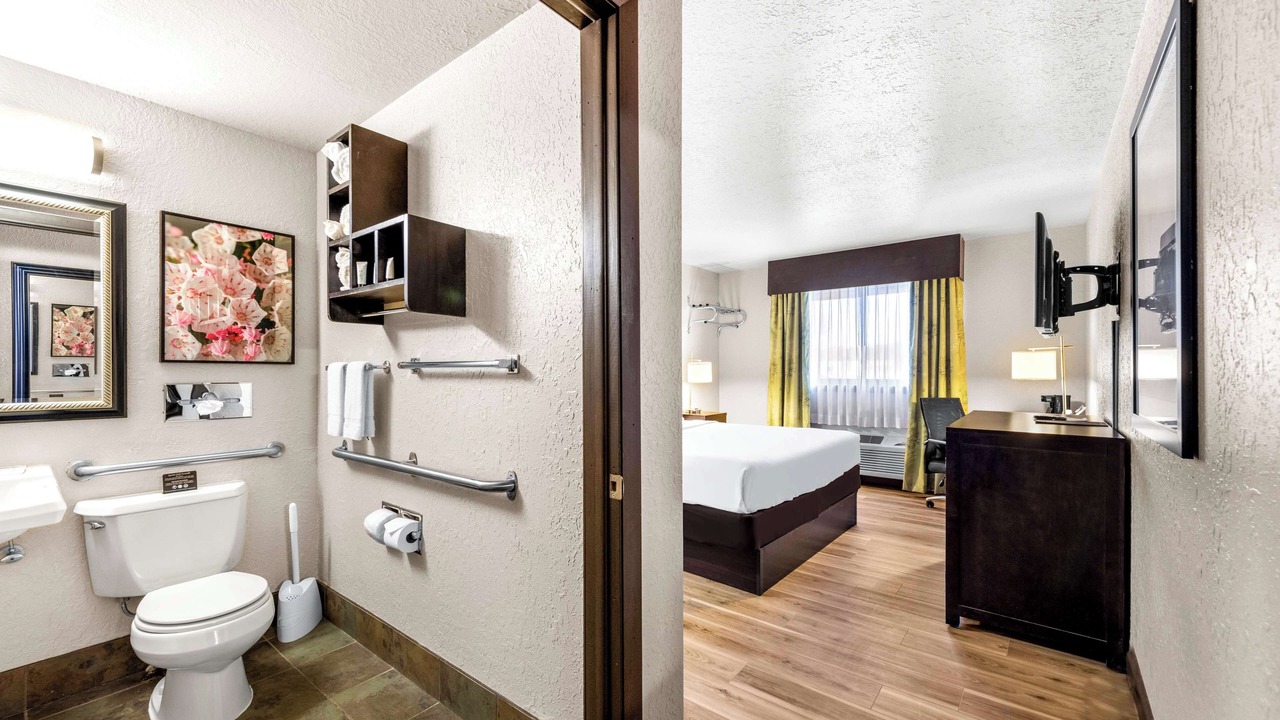 Photo of Bedroom in Harvey